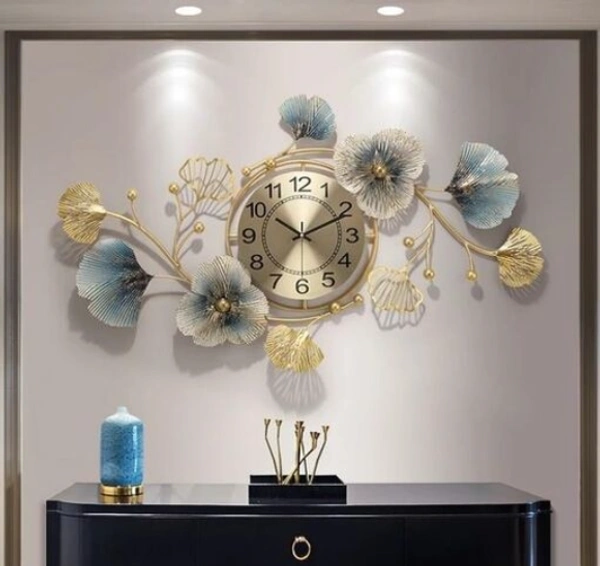 TANNER TIME Decorative Golden Metal Wallclock - Free Size, Metal, Pack of1, Horizantal